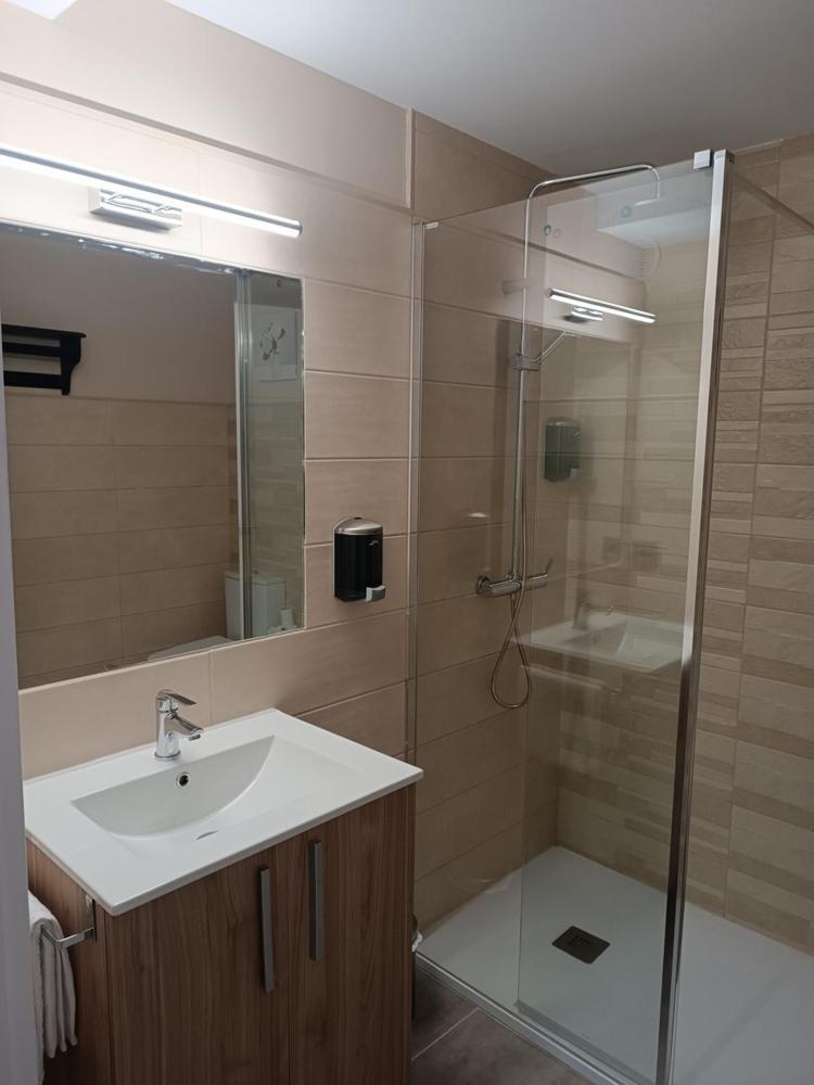 Apartamentos Turisticos Avila Puerta De San Isidro 1-4 מראה חיצוני תמונה